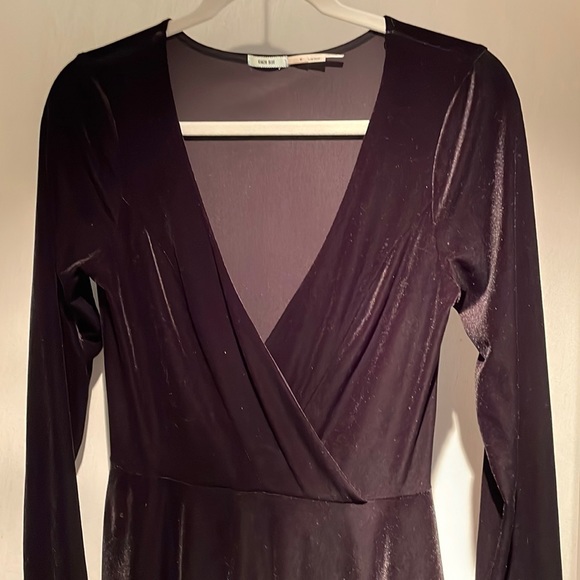 Black Velvety Dress - Picture 2 of 5